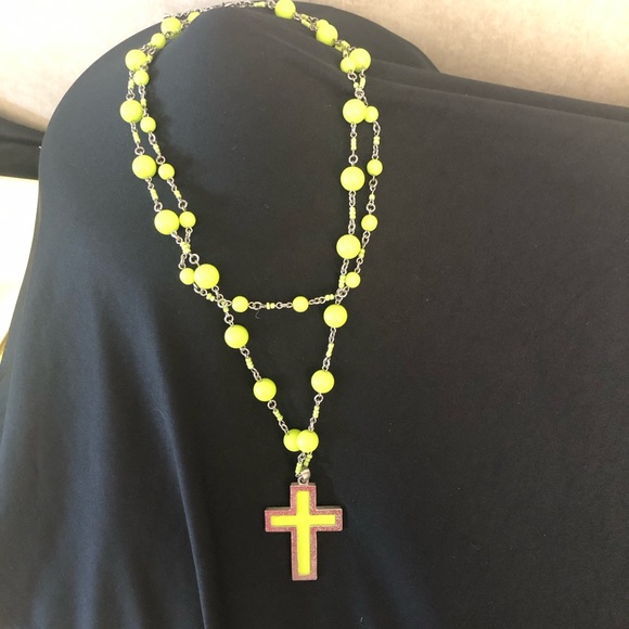 Green Beaded Cross Necklace - Picture 4 of 6